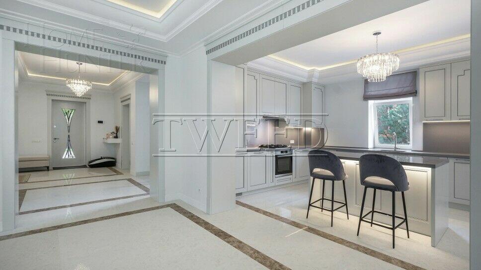 2-этажный коттедж 400 м² с отделкой