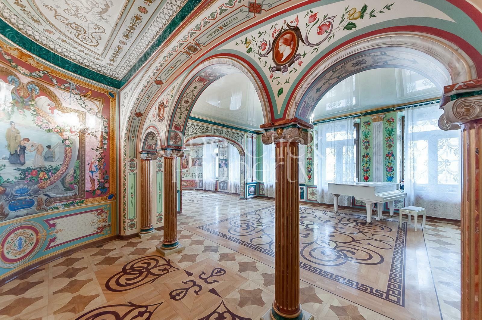 8-КОМН. КВАРТИРА С ОТДЕЛКОЙ 324.6 М² НА 3 ЭТАЖЕ