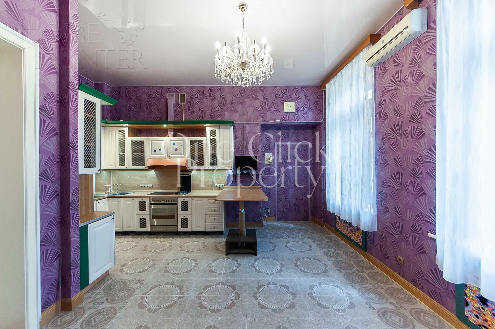 8-КОМН. КВАРТИРА С ОТДЕЛКОЙ 324.6 М² НА 3 ЭТАЖЕ