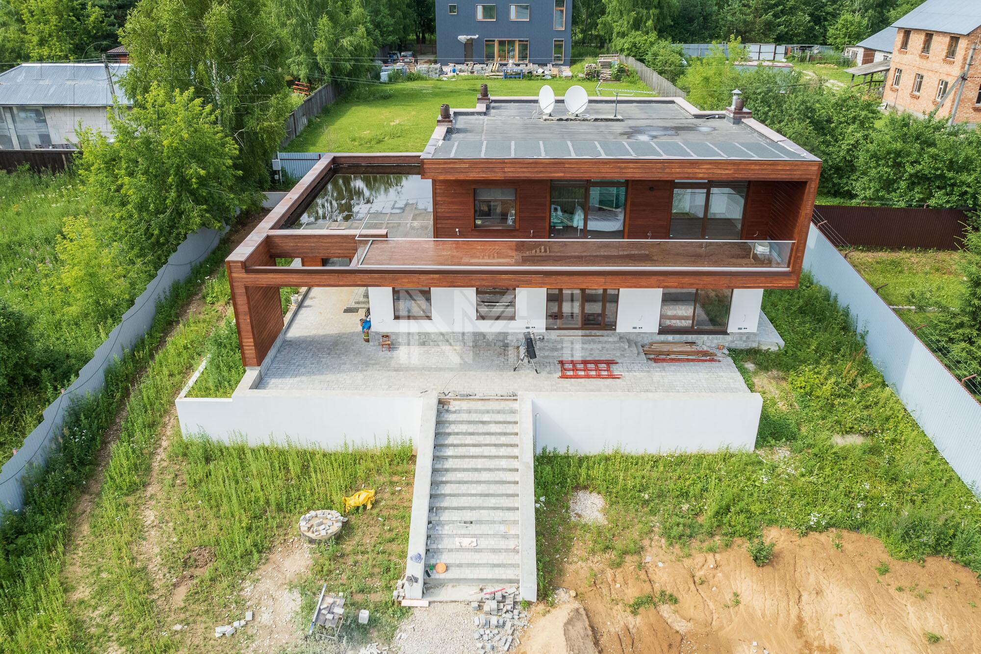 2-этажный коттедж 368 м² с отделкой