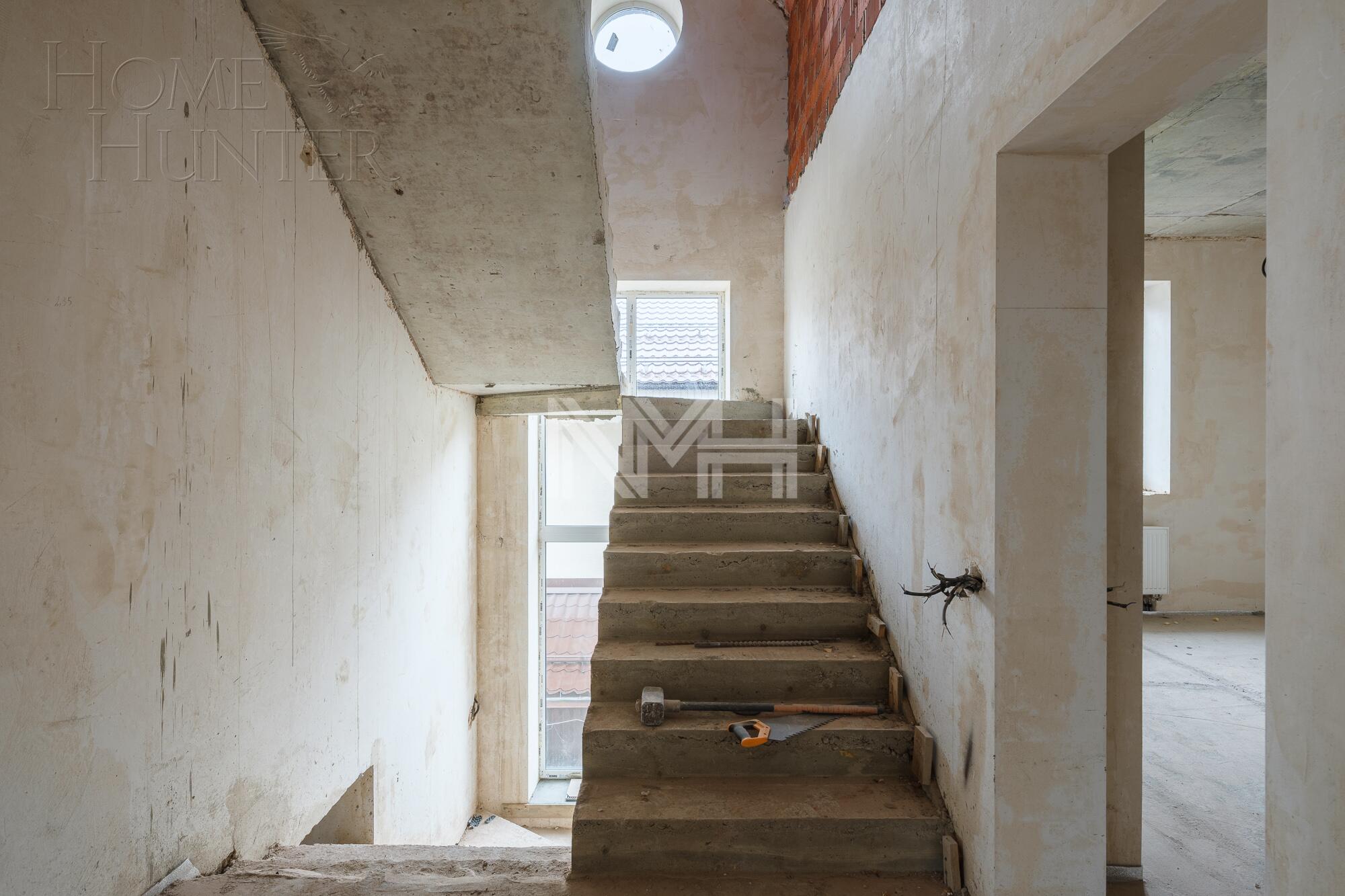 2-этажный коттедж 313 м² без отделки