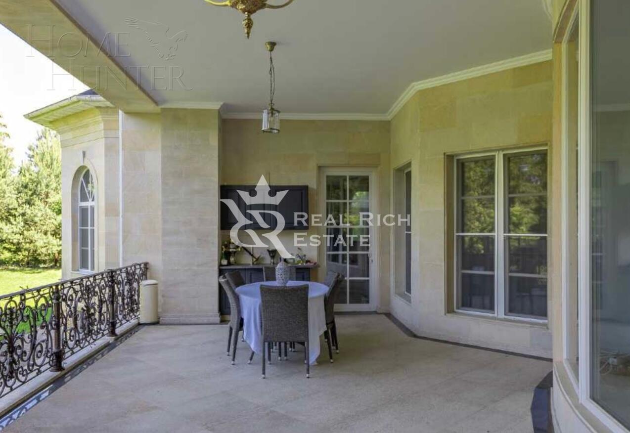 2-этажный коттедж 1 800 м² с отделкой