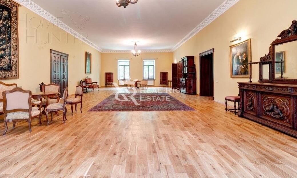 2-этажный коттедж 980 м² с отделкой