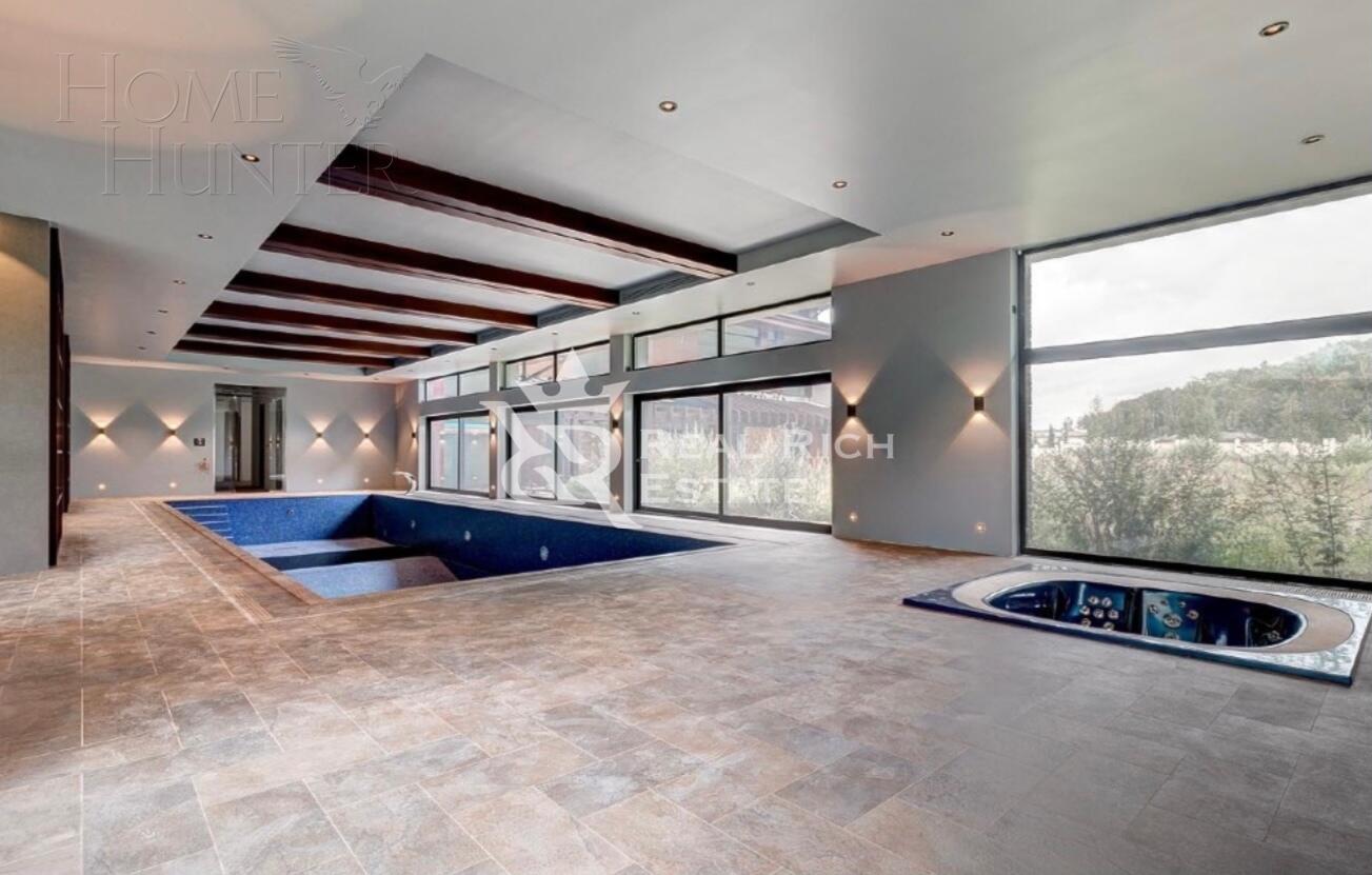 2-этажный коттедж 2 344 м² без отделки