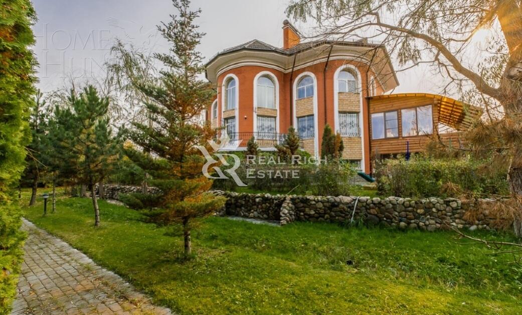 2-этажный коттедж 730 м² с отделкой