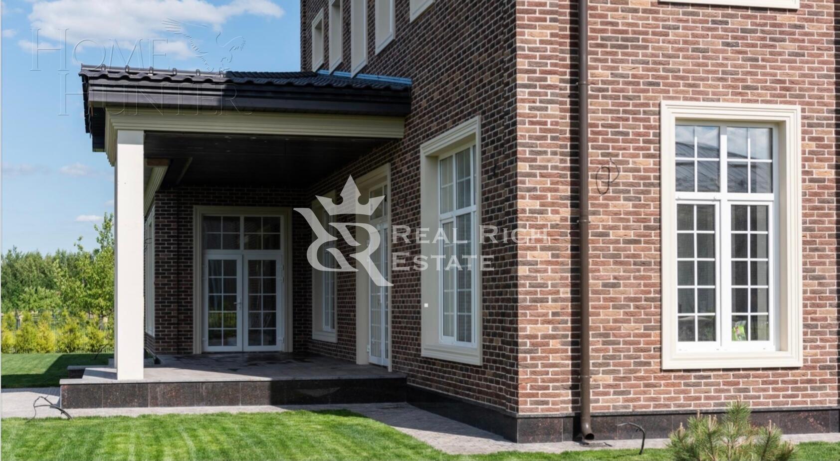 2-этажный коттедж 500 м² с отделкой