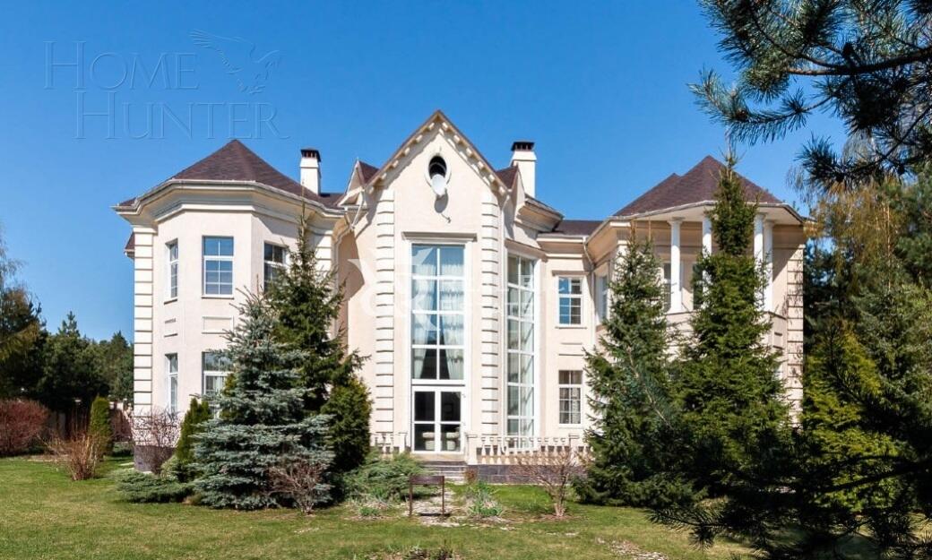 2-этажный коттедж 650 м² с отделкой