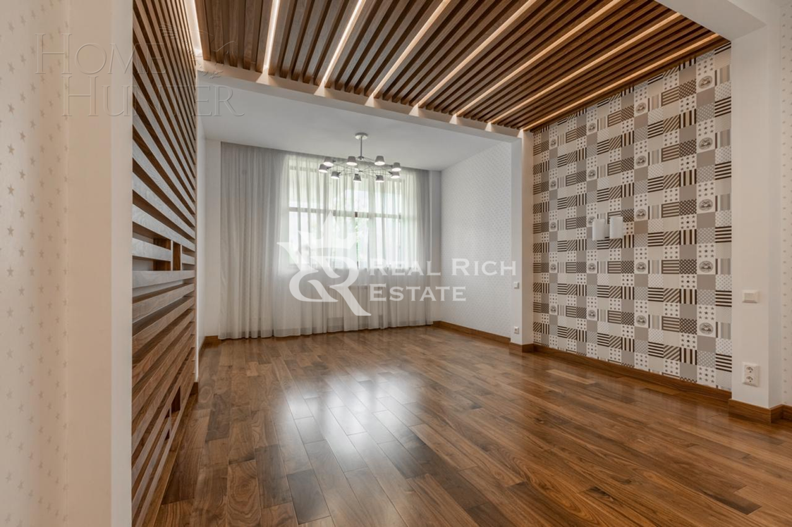 2-этажный коттедж 500 м² с отделкой