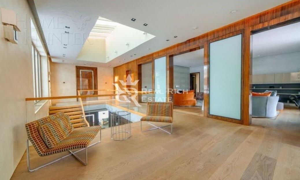 2-этажный коттедж 2 100 м² с отделкой