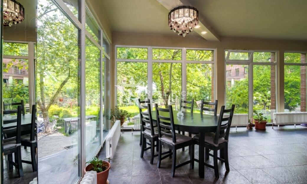 3-этажный коттедж 860 м² с отделкой