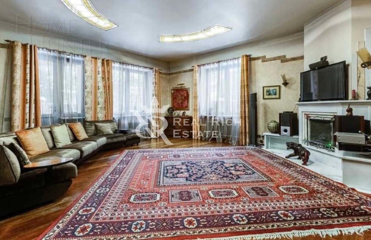 2-этажный коттедж 660 м² с отделкой