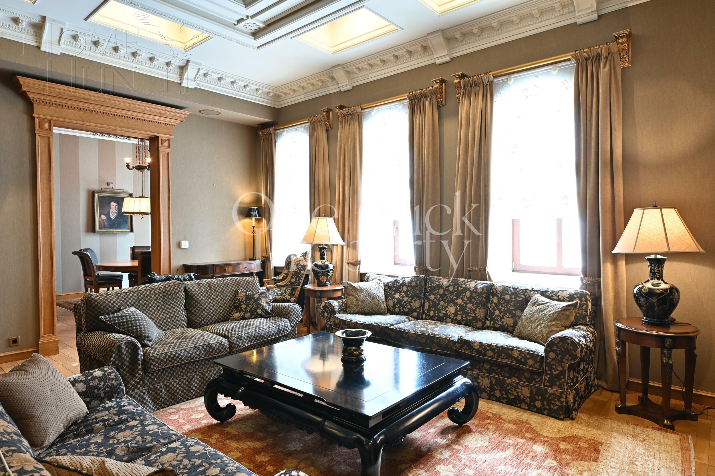 3-КОМН. КВАРТИРА С ОТДЕЛКОЙ 161.6 М² НА 2 ЭТАЖЕ
