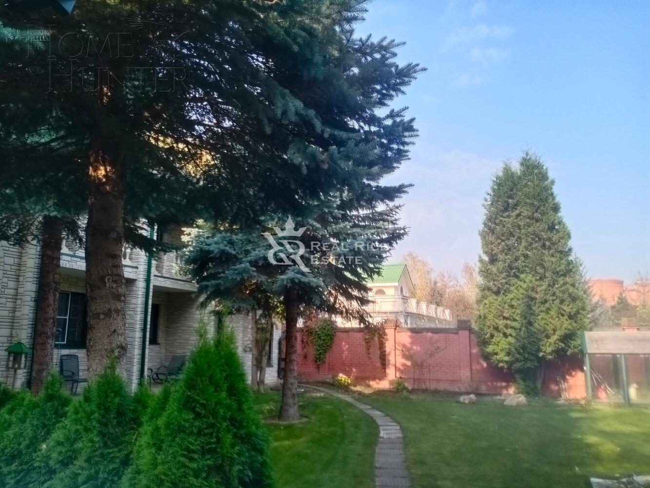 2-этажный коттедж 750 м² с отделкой