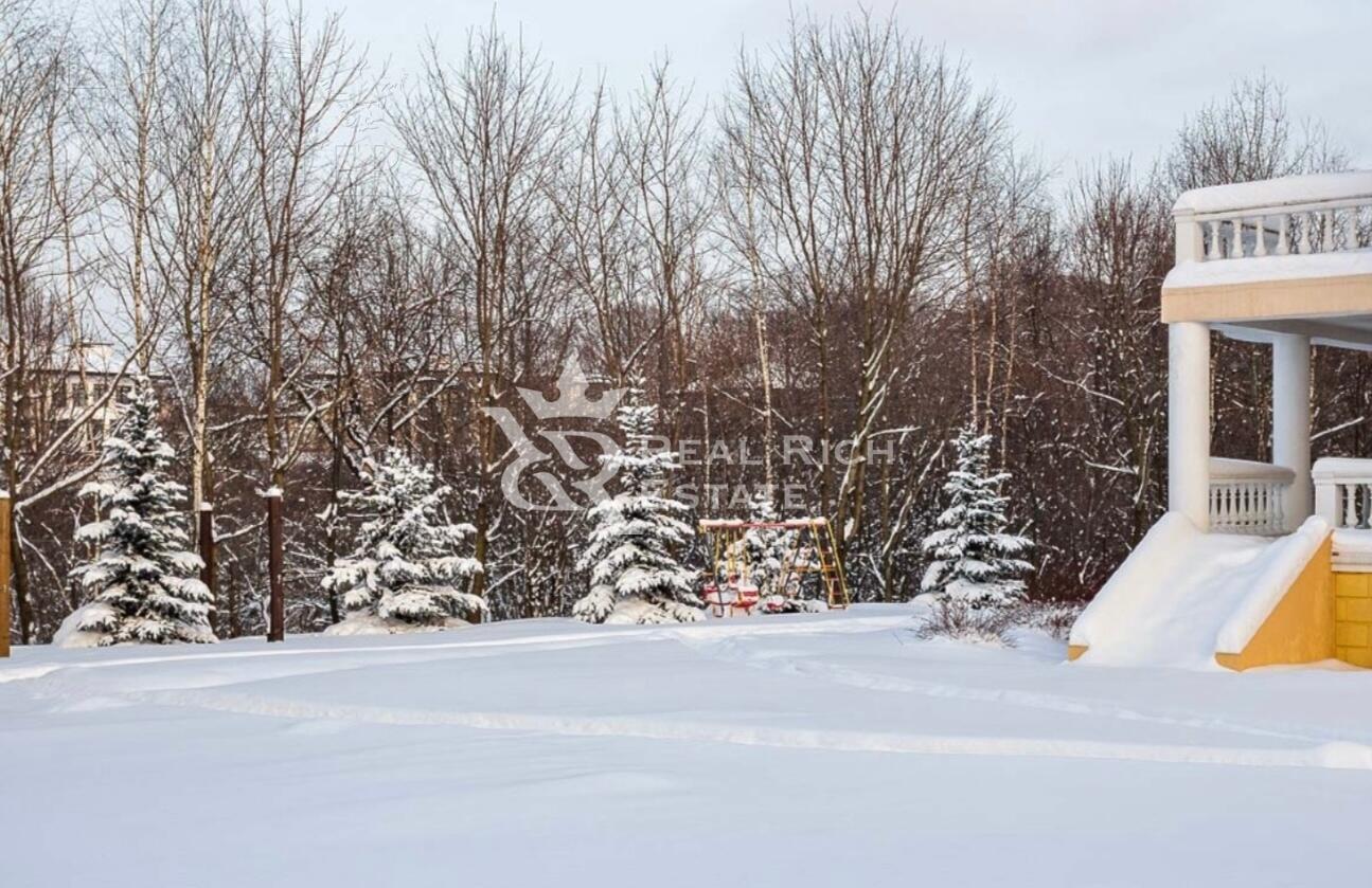 2-этажный коттедж 1 350 м² с отделкой