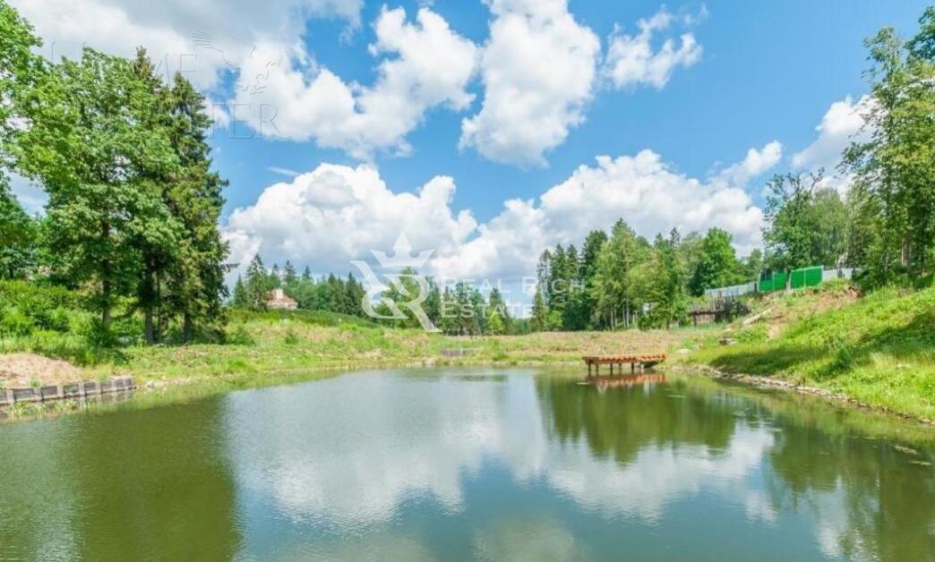 2-этажный коттедж 3 000 м² без отделки