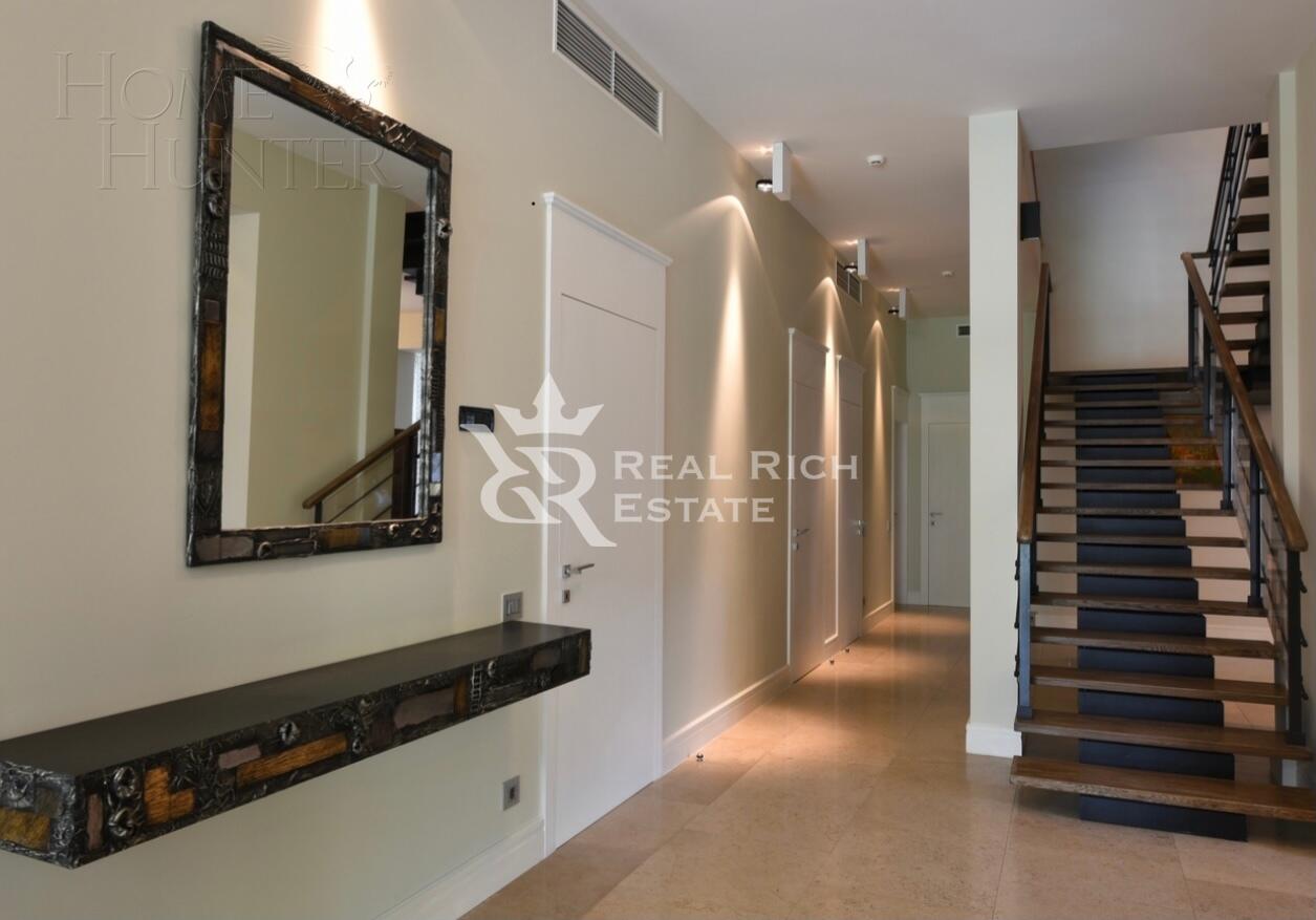 2-этажный коттедж 921.2 м² с отделкой