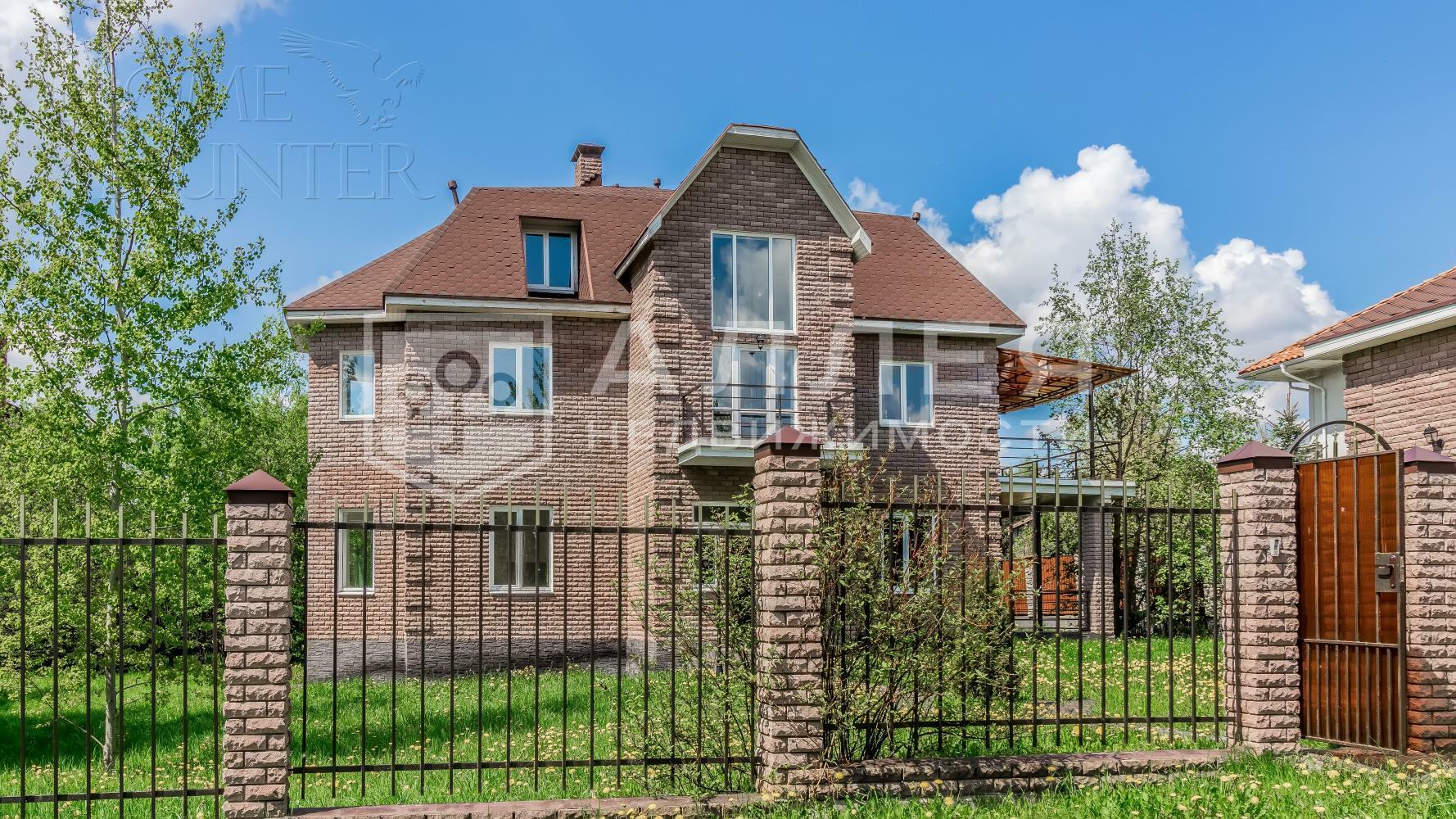 3-этажный коттедж 372 м² с отделкой