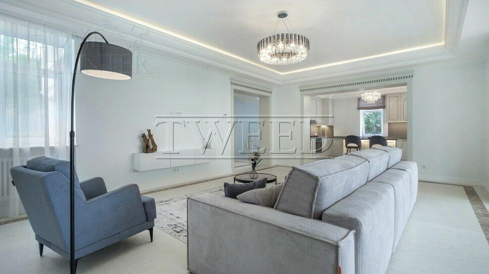 2-этажный коттедж 400 м² с отделкой