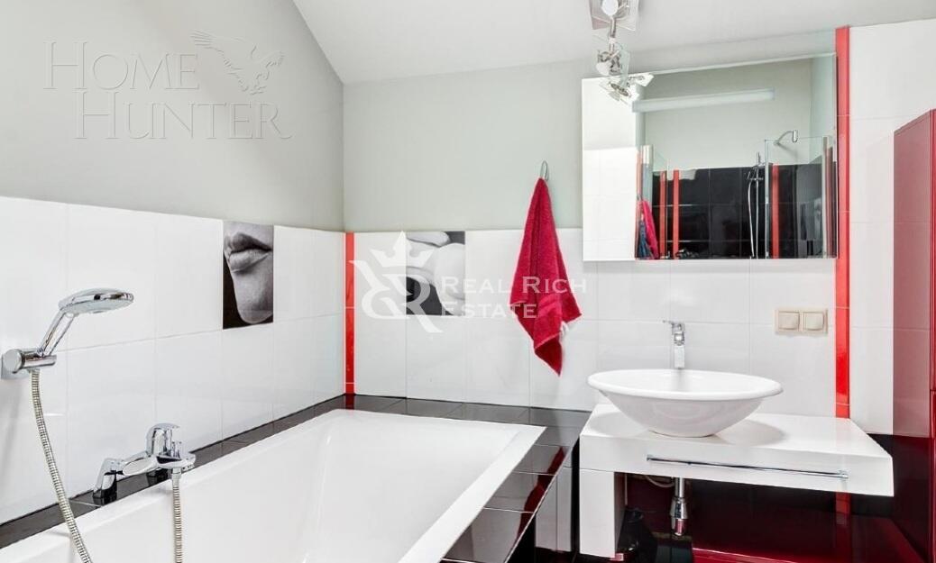 2-этажный коттедж 550 м² с отделкой