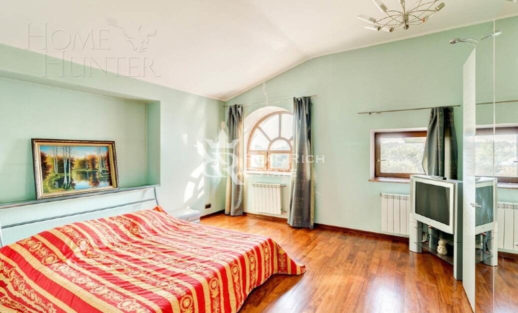 2-этажный коттедж 1 080 м² с отделкой