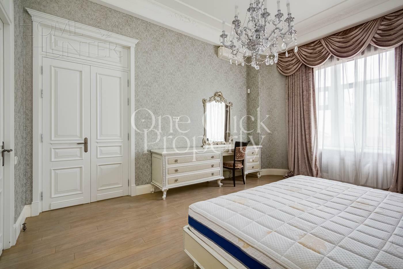 5-КОМН. КВАРТИРА С ОТДЕЛКОЙ 195.1 М² НА 3 ЭТАЖЕ