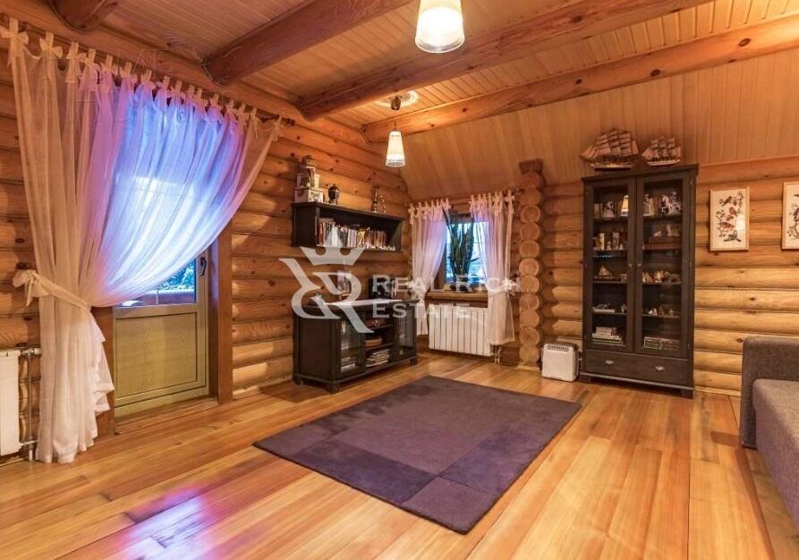 3-этажный коттедж 700 м² с отделкой