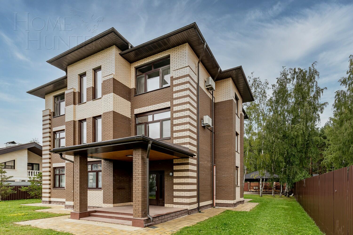 3-этажный коттедж 467 м² с отделкой