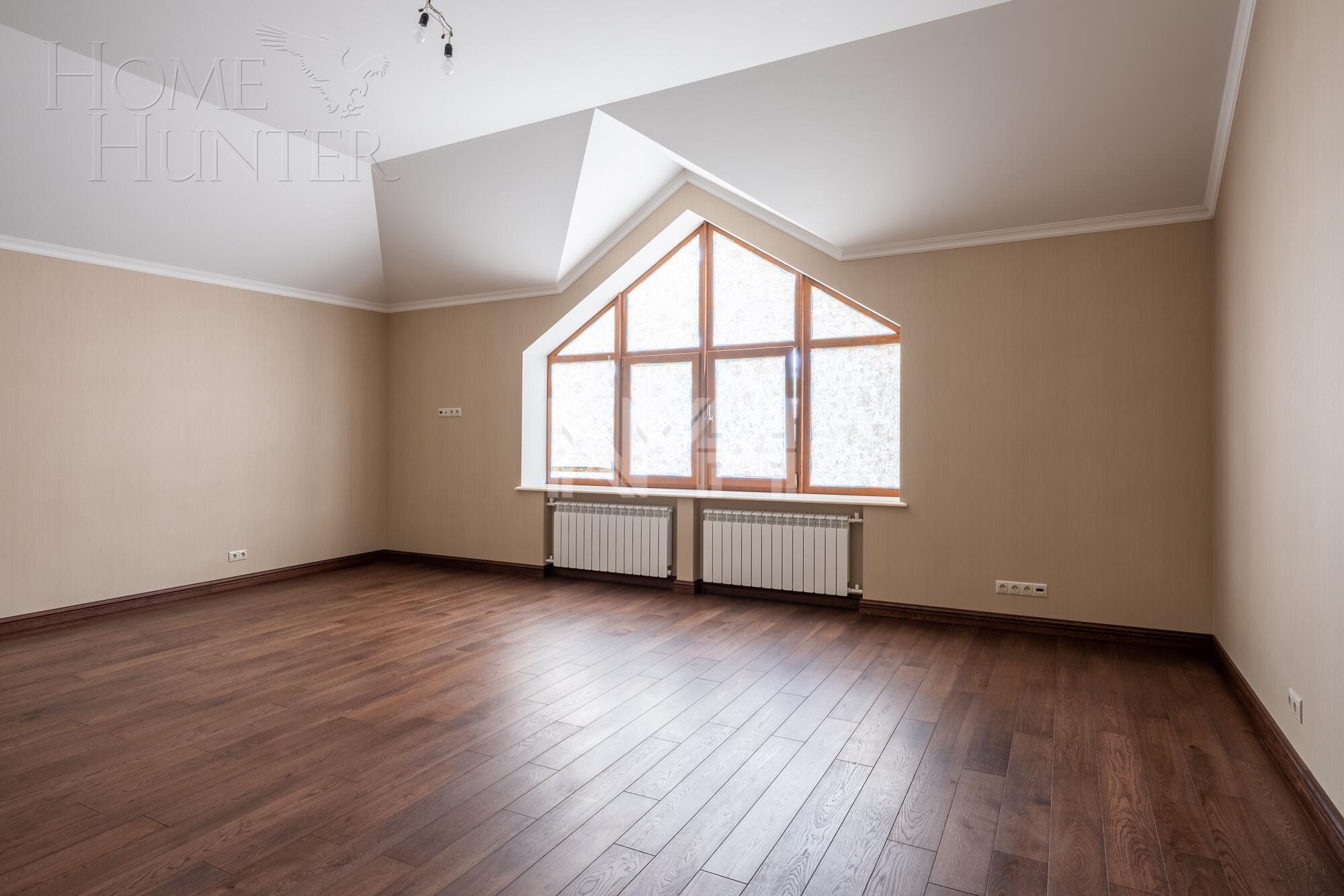 2-этажный коттедж 900 м² с отделкой