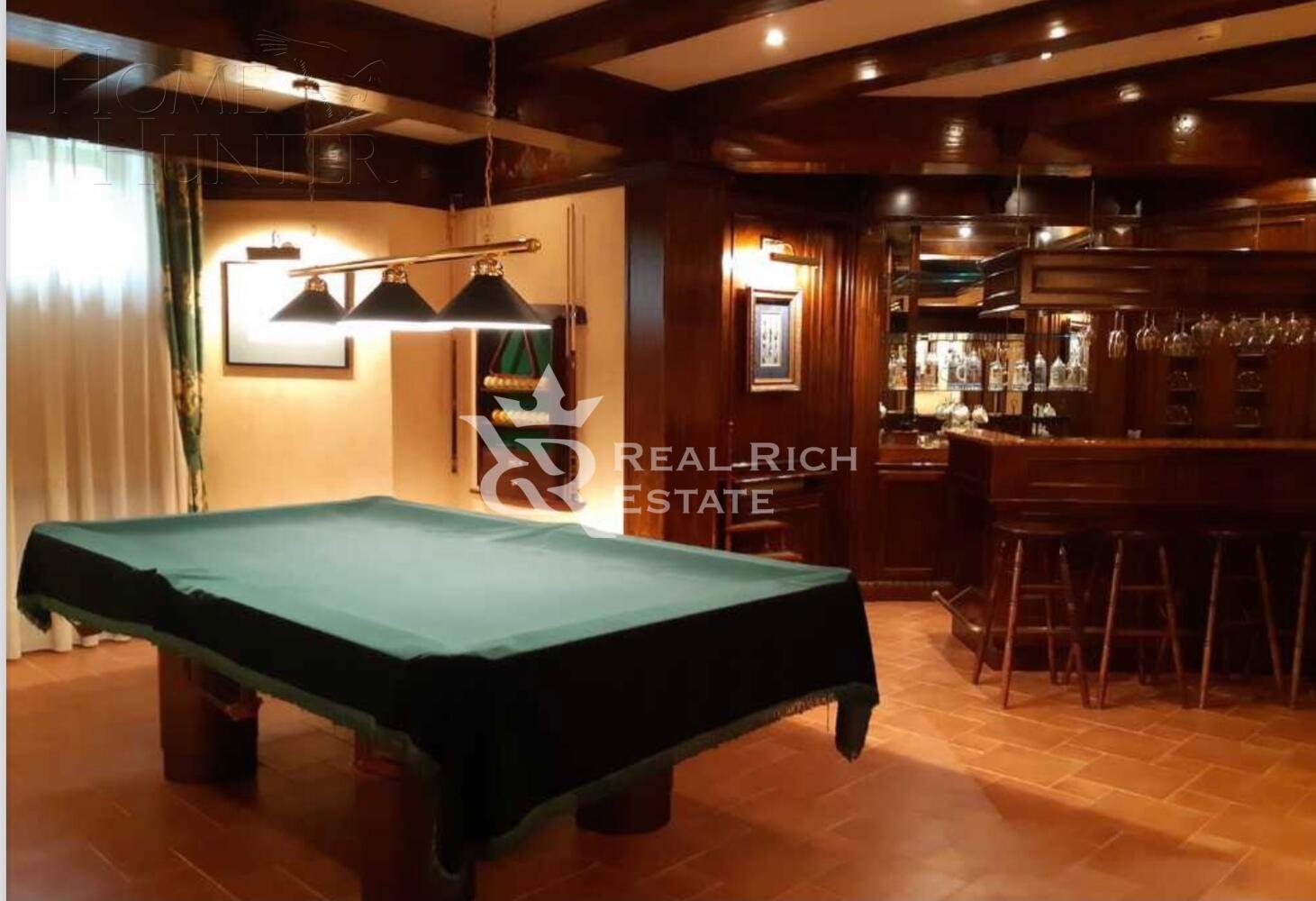 2-этажный коттедж 450 м² с отделкой