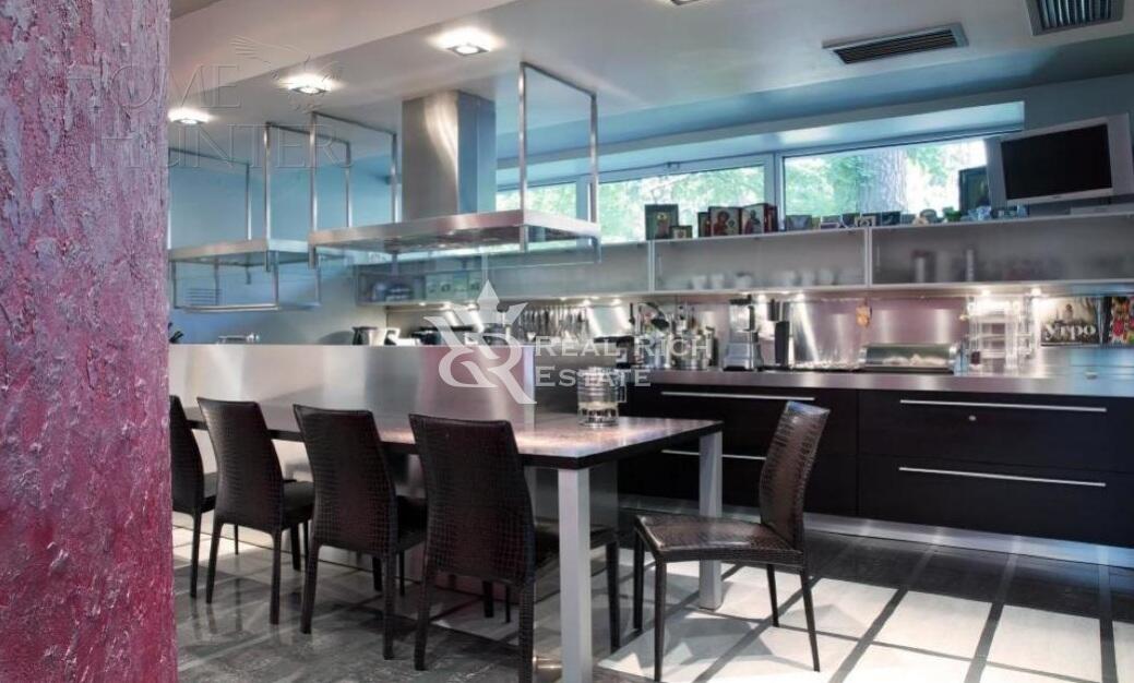 2-этажный коттедж 1 200 м² с отделкой