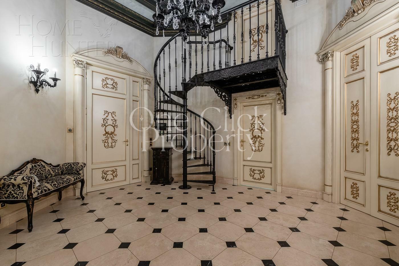 2-УРОВНЕВАЯ КВАРТИРА С ОТДЕЛКОЙ 318 М² НА 2 ЭТАЖЕ