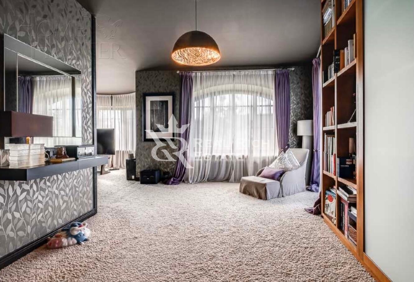 2-этажный коттедж 700 м² с отделкой