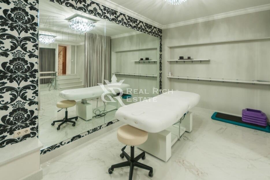 2-этажный коттедж 600 м² с отделкой