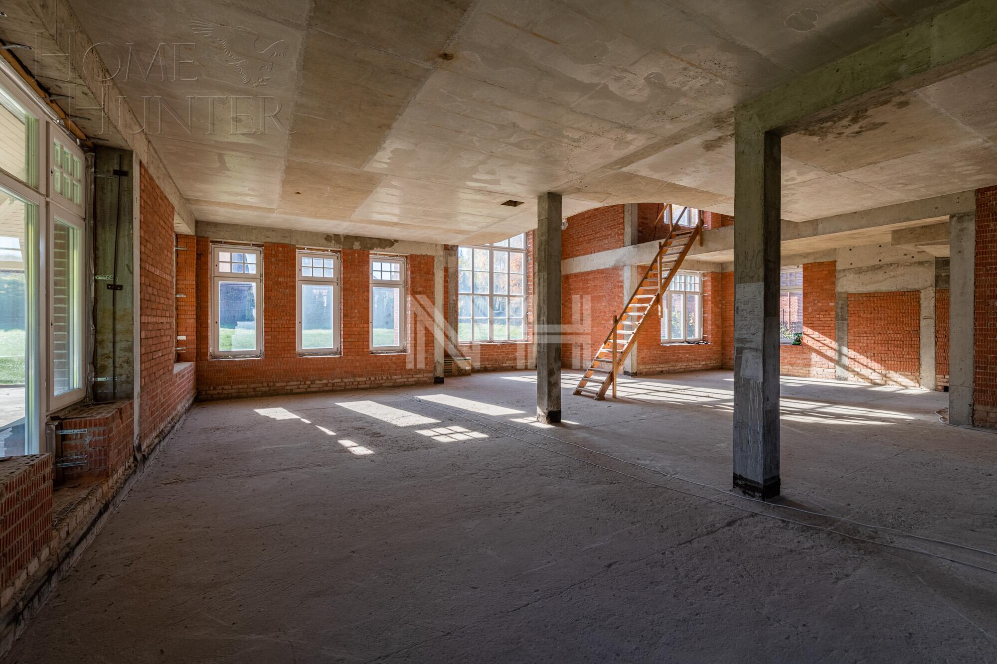 2-этажный коттедж 432.2 м² без отделки