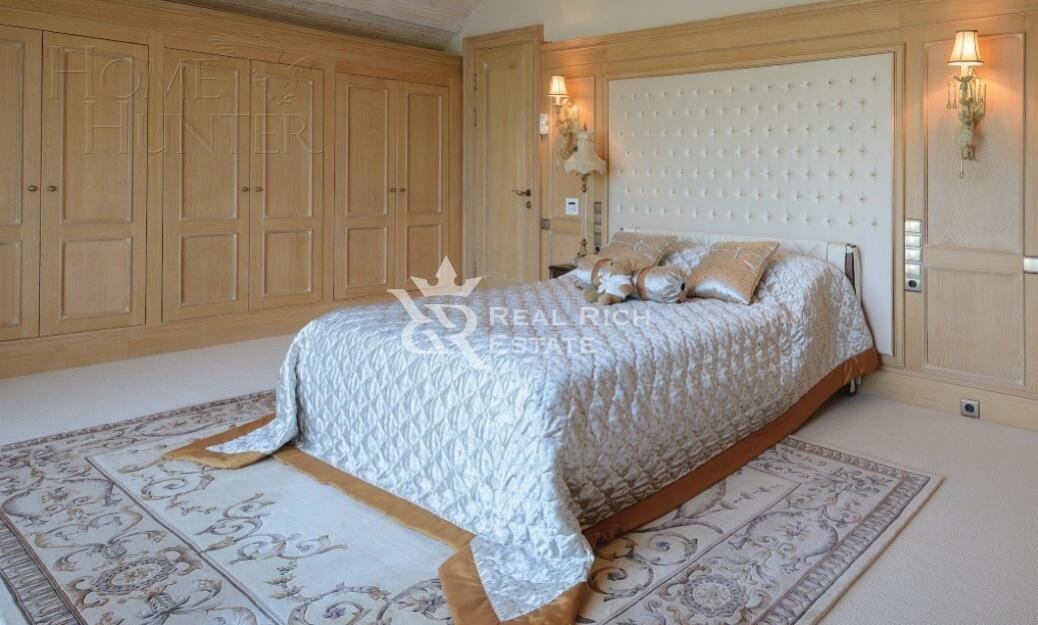 2-этажный коттедж 700 м² с отделкой