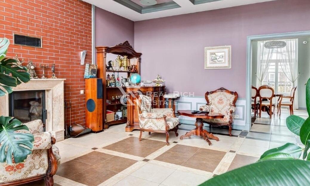 2-этажный коттедж 550 м² с отделкой