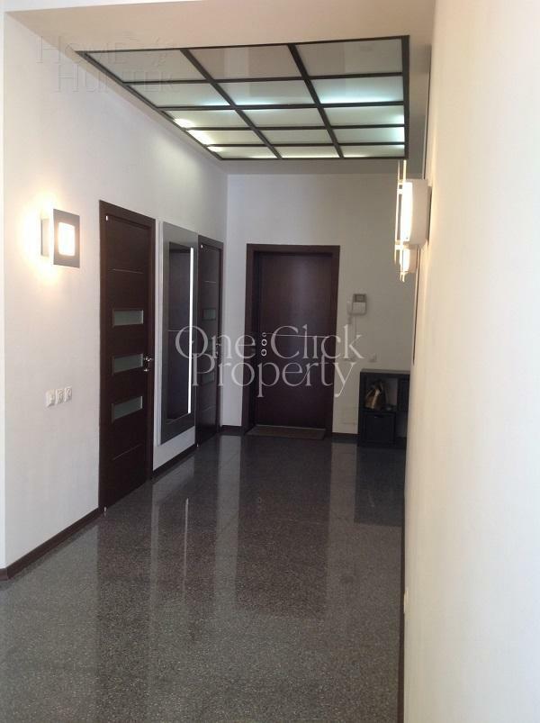 4-КОМН. КВАРТИРА С ОТДЕЛКОЙ 200 М² НА 4 ЭТАЖЕ