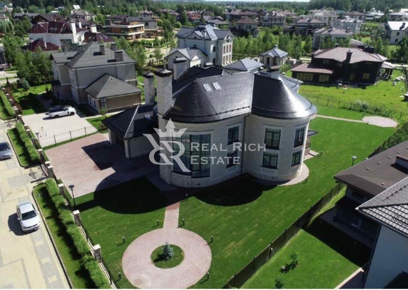 2-этажный коттедж 1 151 м² с отделкой