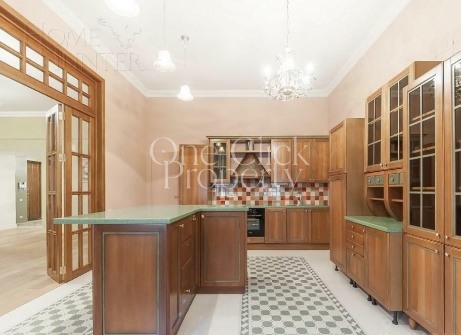 3-КОМН. КВАРТИРА С ОТДЕЛКОЙ 173 М² НА 3 ЭТАЖЕ