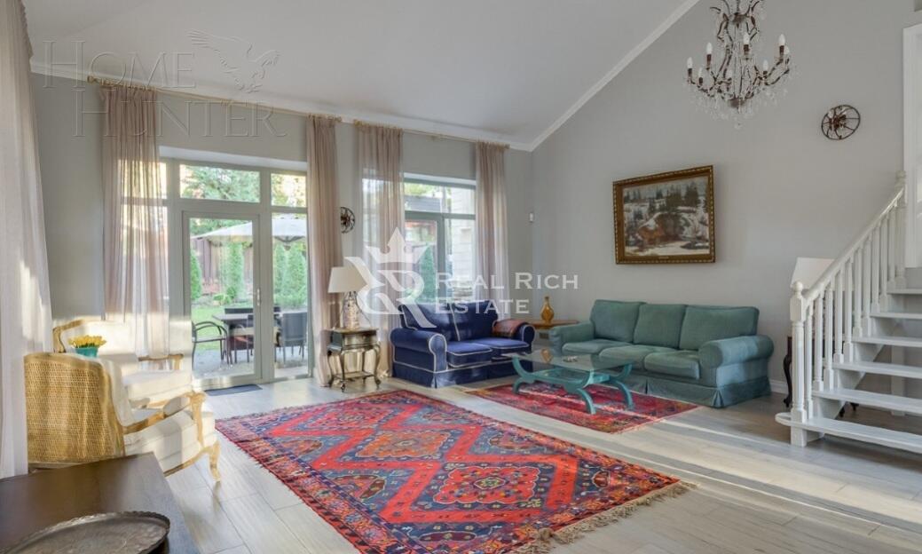 2-этажный коттедж 700 м² с отделкой