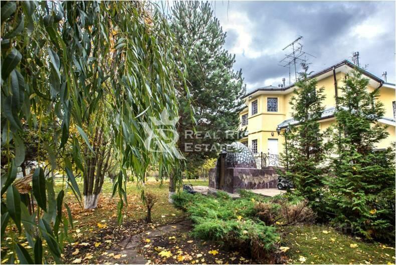 2-этажный коттедж 551 м² с отделкой