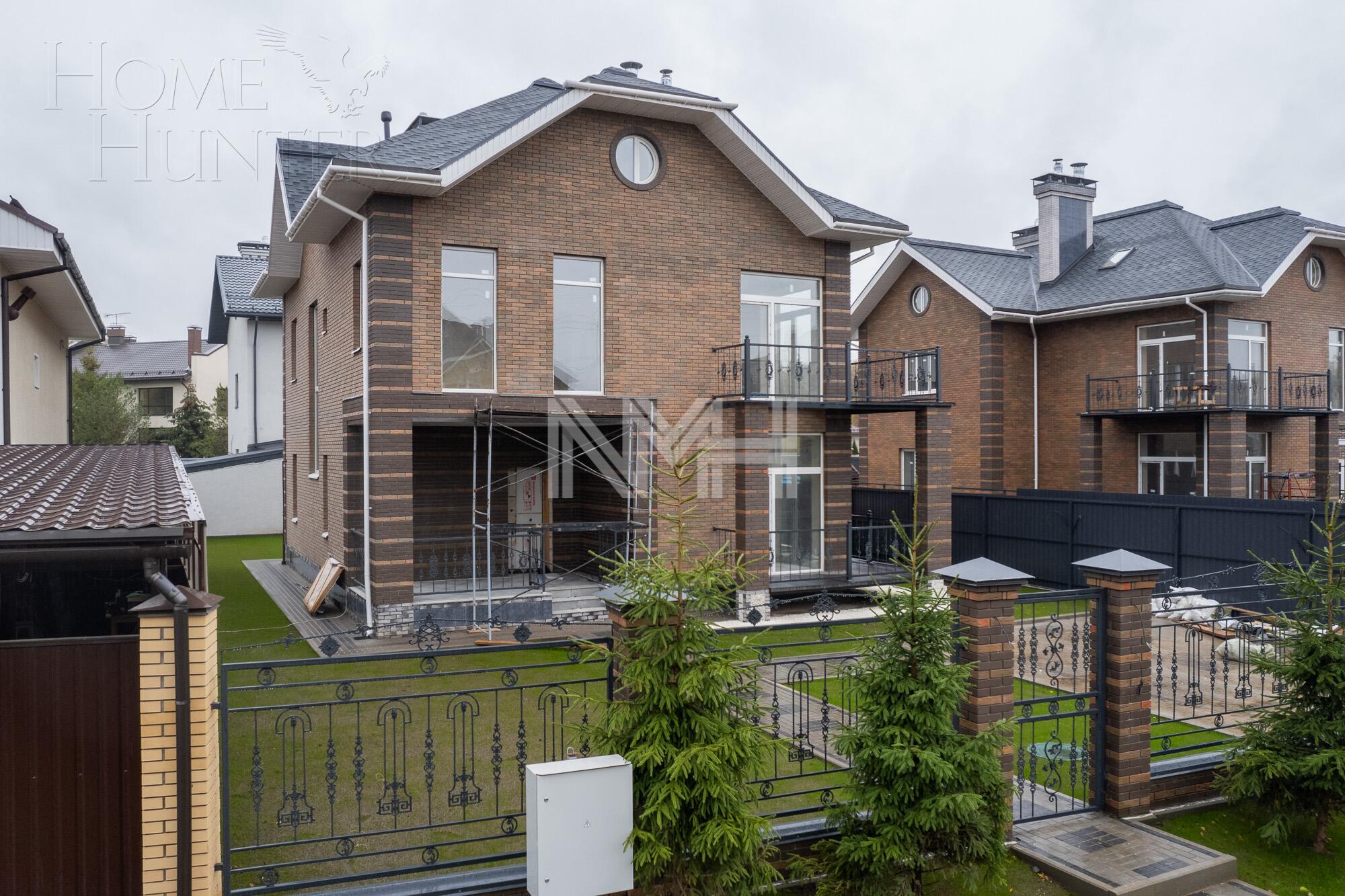 2-этажный коттедж 313 м² без отделки