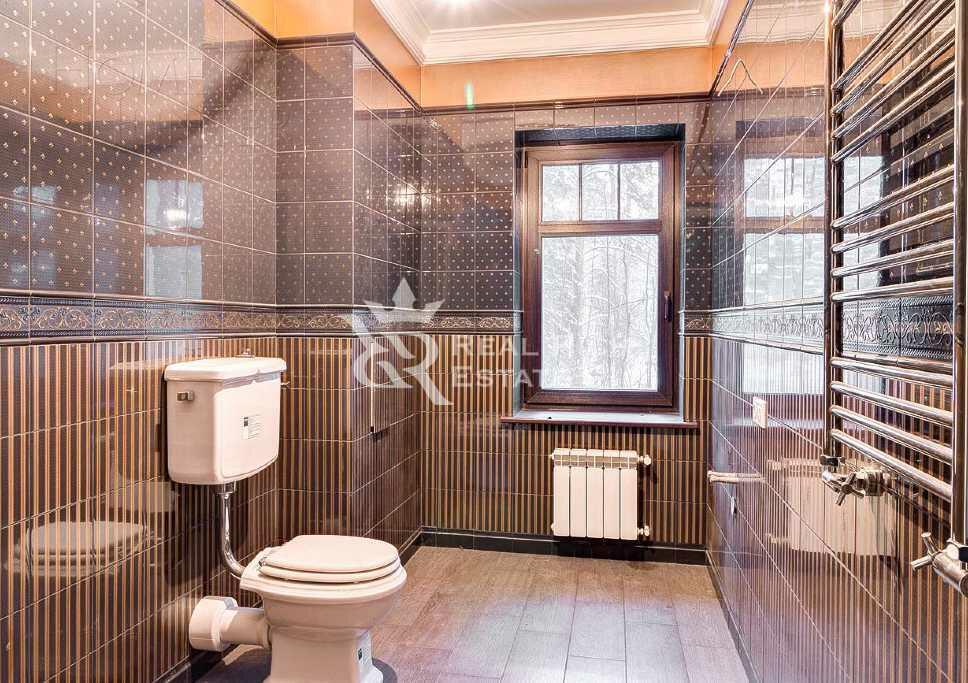 2-этажный коттедж 650 м² с отделкой