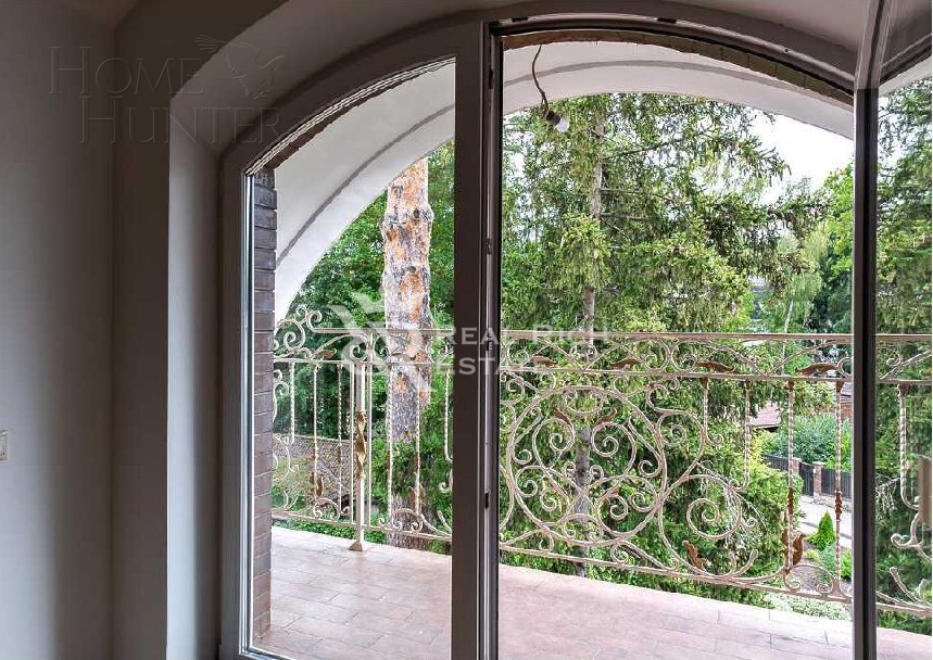 2-этажный коттедж 1 065 м² с отделкой