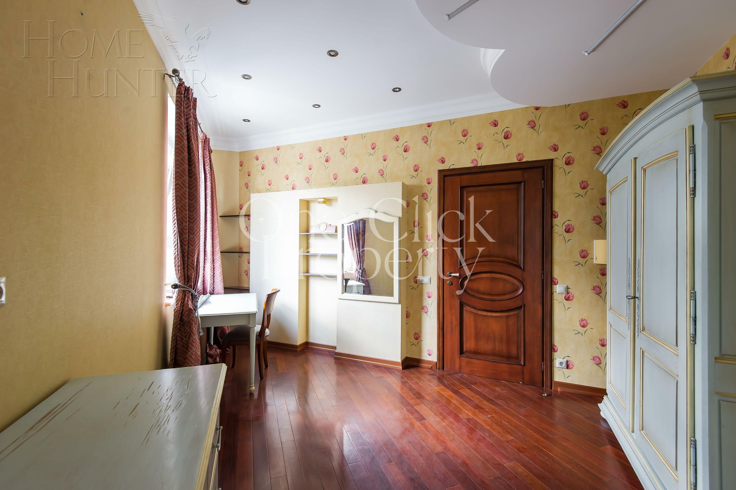 5-КОМН. КВАРТИРА С ОТДЕЛКОЙ 152 М² НА 2 ЭТАЖЕ