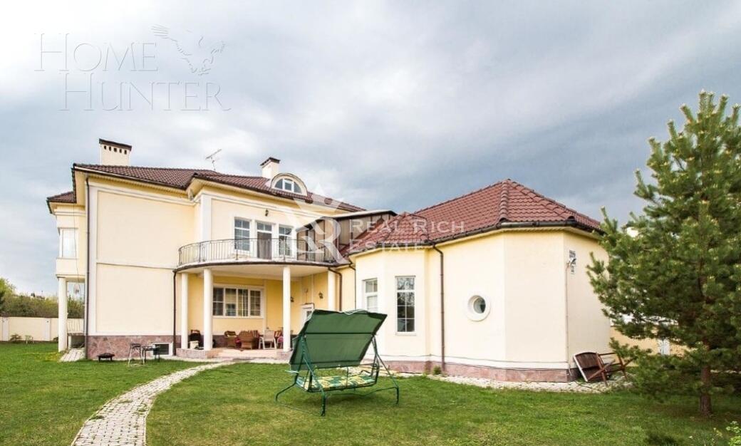 2-этажный коттедж 690 м² с отделкой