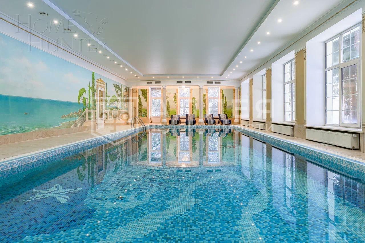 2-этажный коттедж 1 250 м² с отделкой