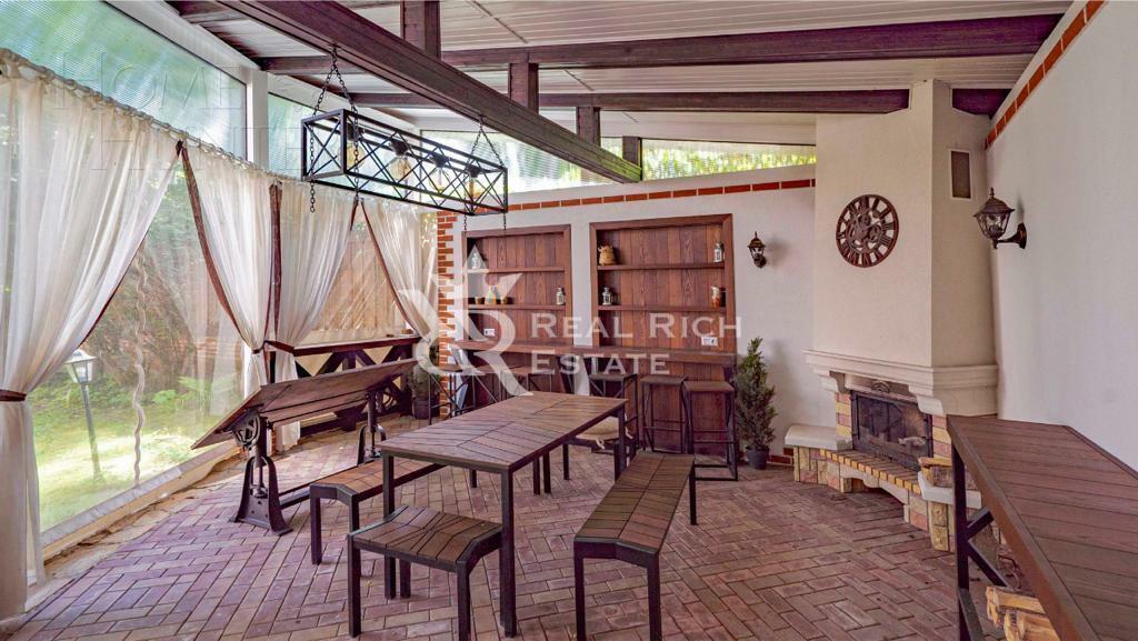 2-этажный коттедж 500 м² с отделкой