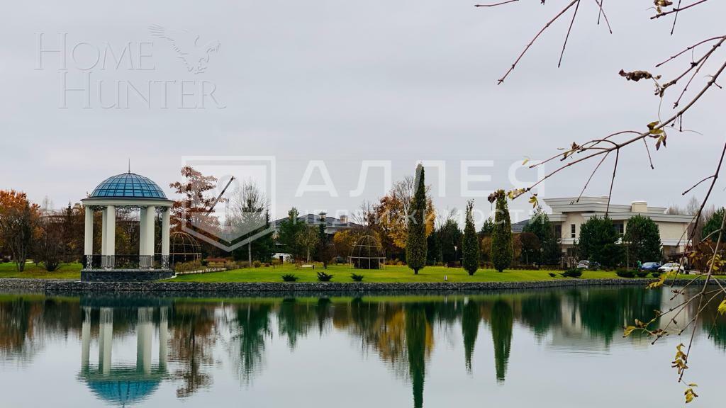 3-этажный коттедж 680 м² без отделки