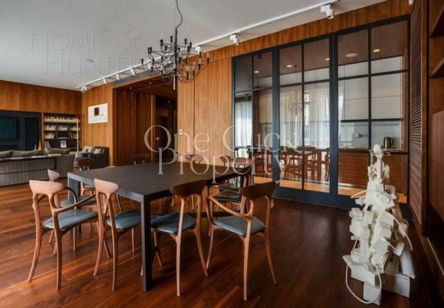 4-КОМН. КВАРТИРА С ОТДЕЛКОЙ 232.5 М² НА 2 ЭТАЖЕ